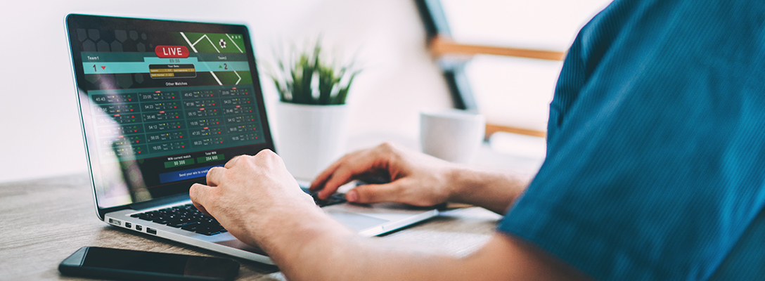 Maximize Your Benefits Log in Daily for Rewards Maximize Your Benefits Log in Daily for Rewards